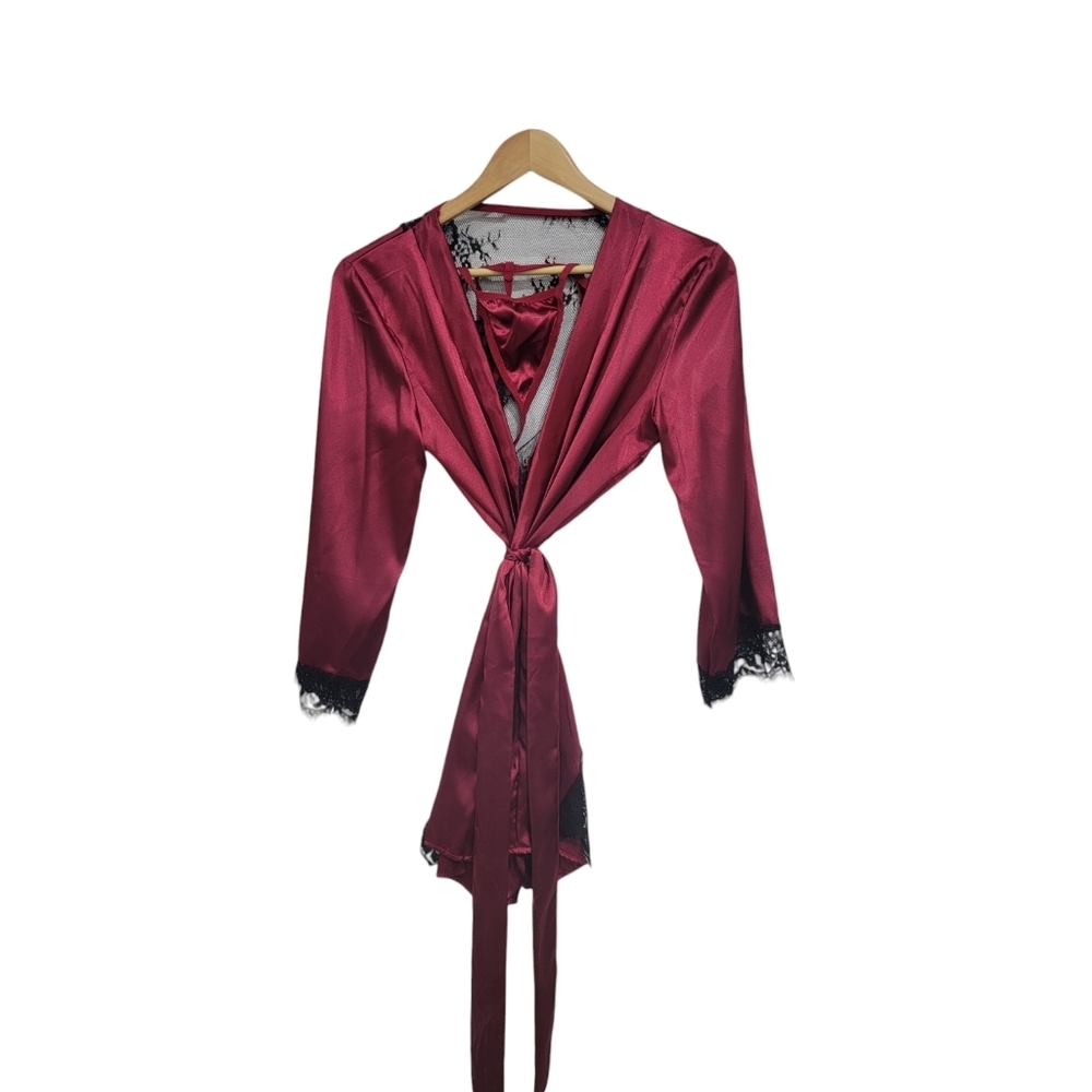 Red /Black Robe Set - Picture 3 of 9